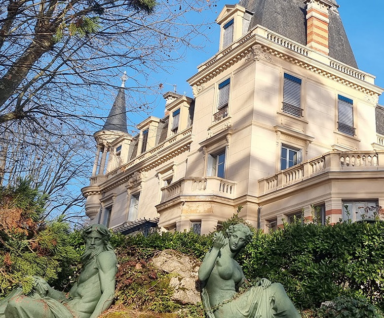 façade de l'Hôtel-musée de la Villa Bagatelle